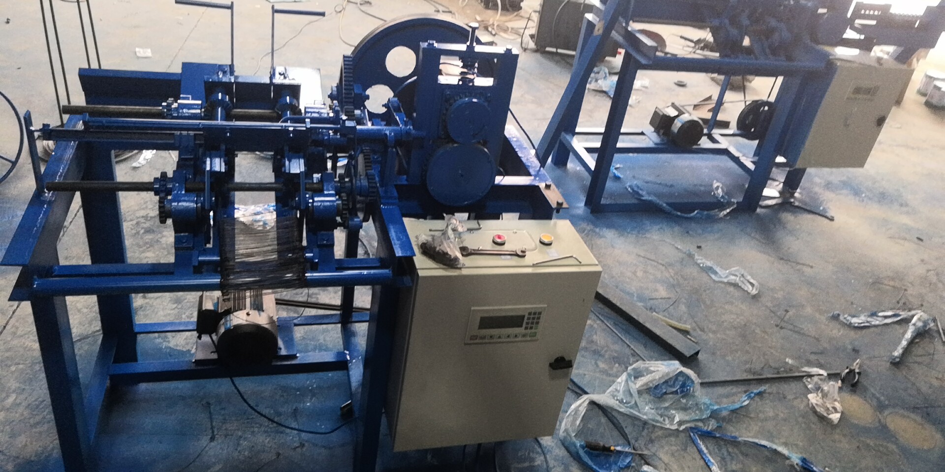 Iraq double loop tie wire machine