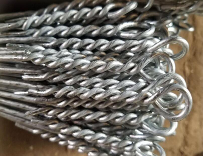 Single loop bale tie wire